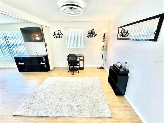 Building Photo - 1980 Tahitian Pl