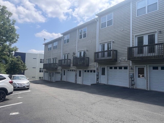 Rear of building - 1105 Druid Ave