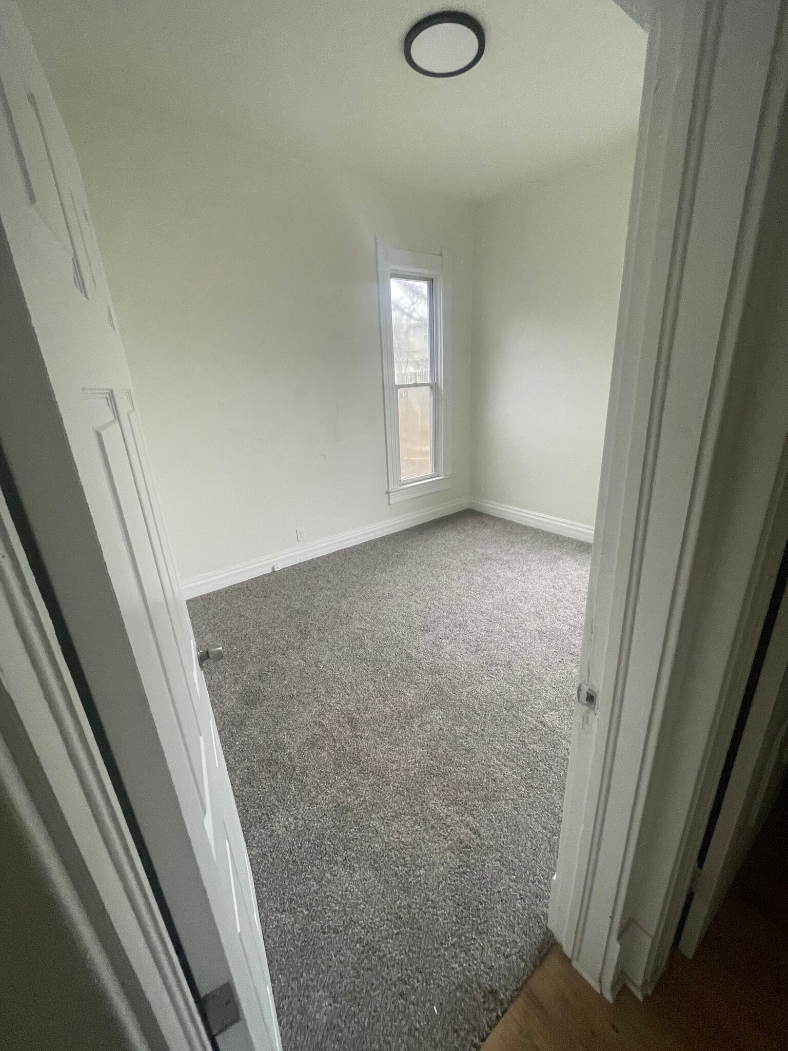 Building Photo - 1608 Marion Ave