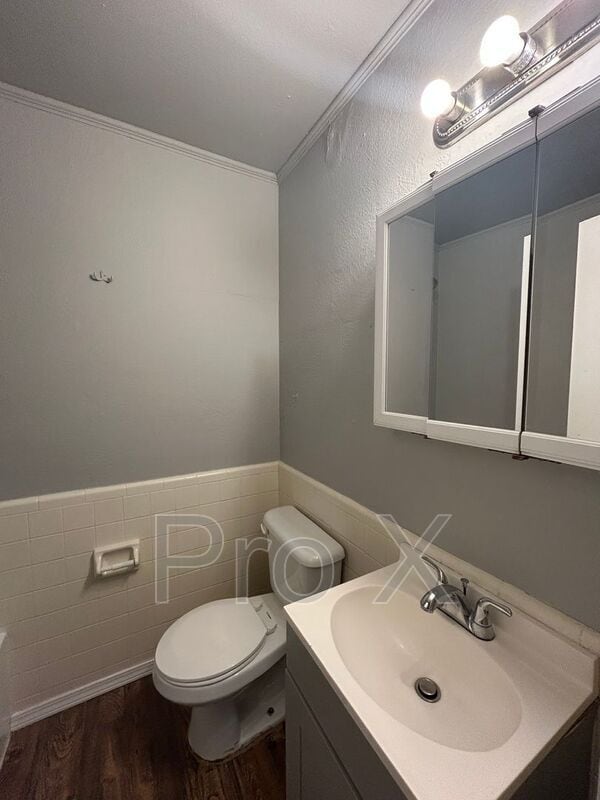 Building Photo - 400 Dyer St