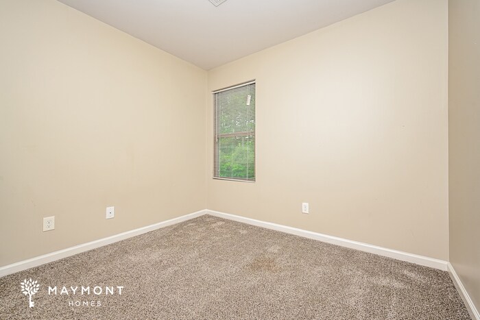 Building Photo - 2205 Marlin Dr