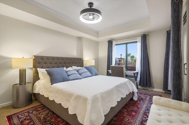 Building Photo - 121 N Monroe St