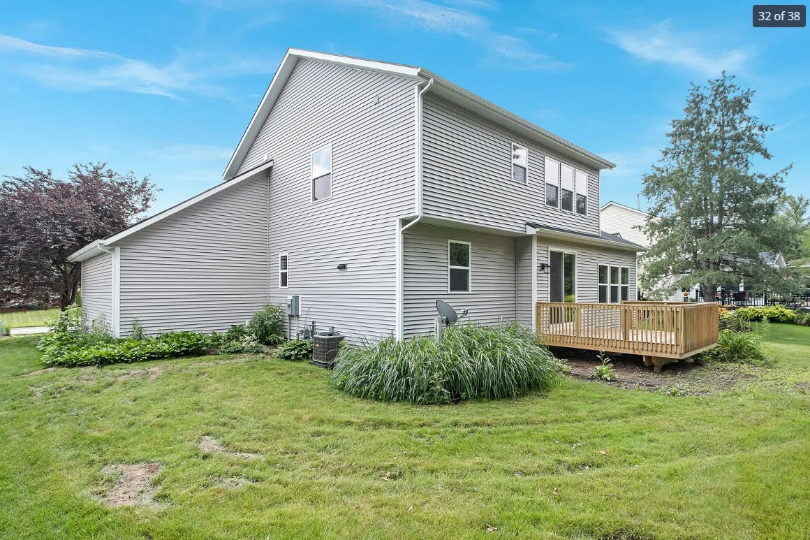 Building Photo - 5453 W Heathwood Dr SE