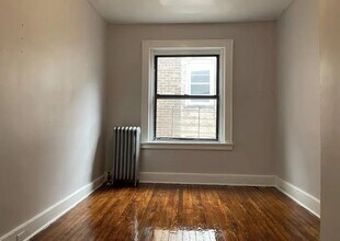 Building Photo - 329 Park Ave