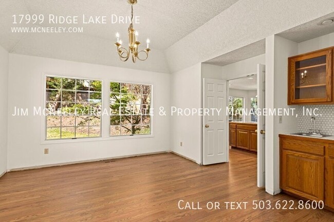 Building Photo - 17999 Ridge Lake Dr