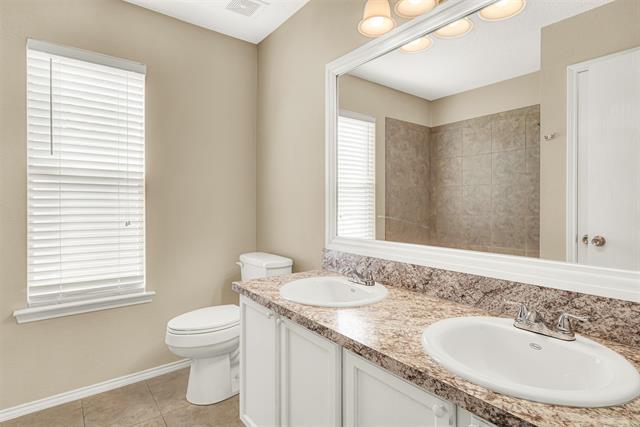 Building Photo - 2117 Breanna Way