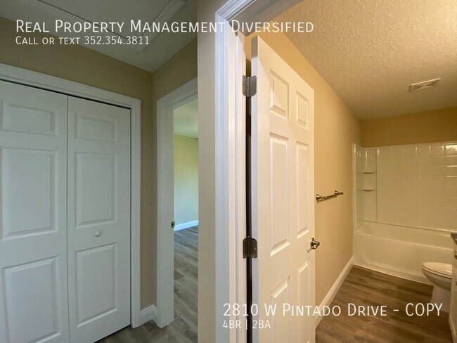 Building Photo - 2810 W Pintado Dr