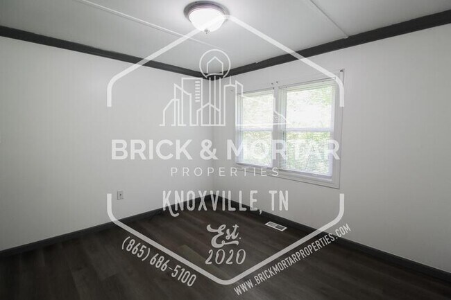 Building Photo - 170 W Wadsworth Cir