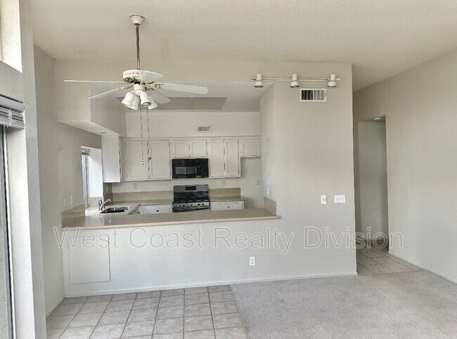 Building Photo - 27573 Dandelion Ct