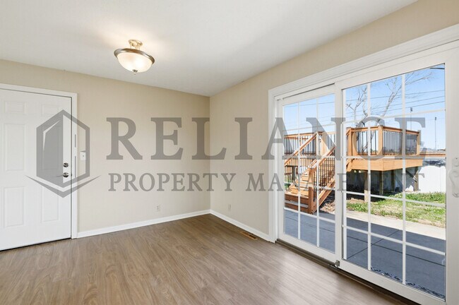 Building Photo - 8300 W 9th St N