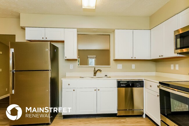 Building Photo - 6815 Turnberry Way