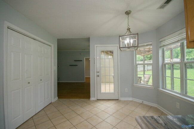 Building Photo - 277 Postwood Ct