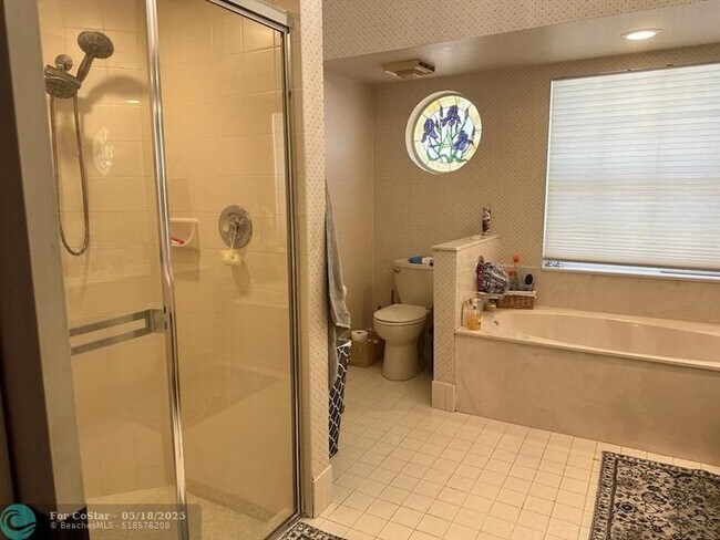 Building Photo - 10769 Nashville Dr
