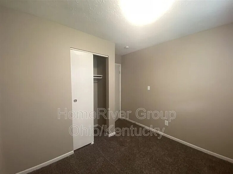 Building Photo - 3005 Seneca St