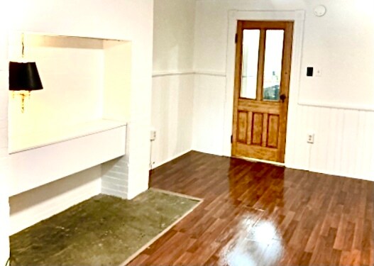 Building Photo - 45 Elm St