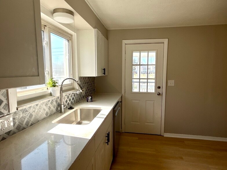 Building Photo - 67 N Harris Ave