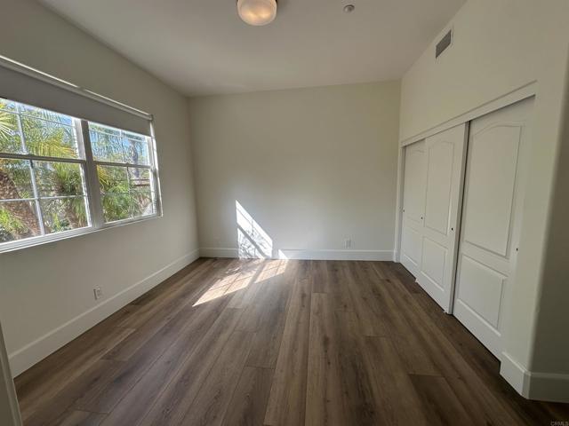 Building Photo - 845 Stratford Dr