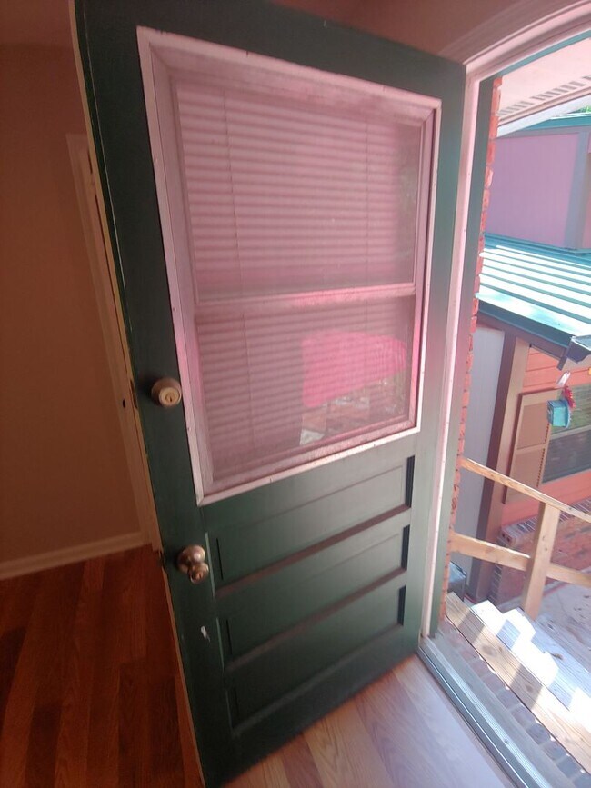 Building Photo - 1835 Portland Avenue