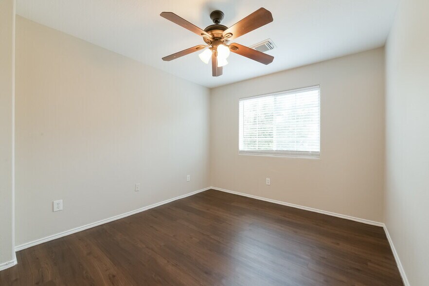 Building Photo - 7510 American Holly Ct