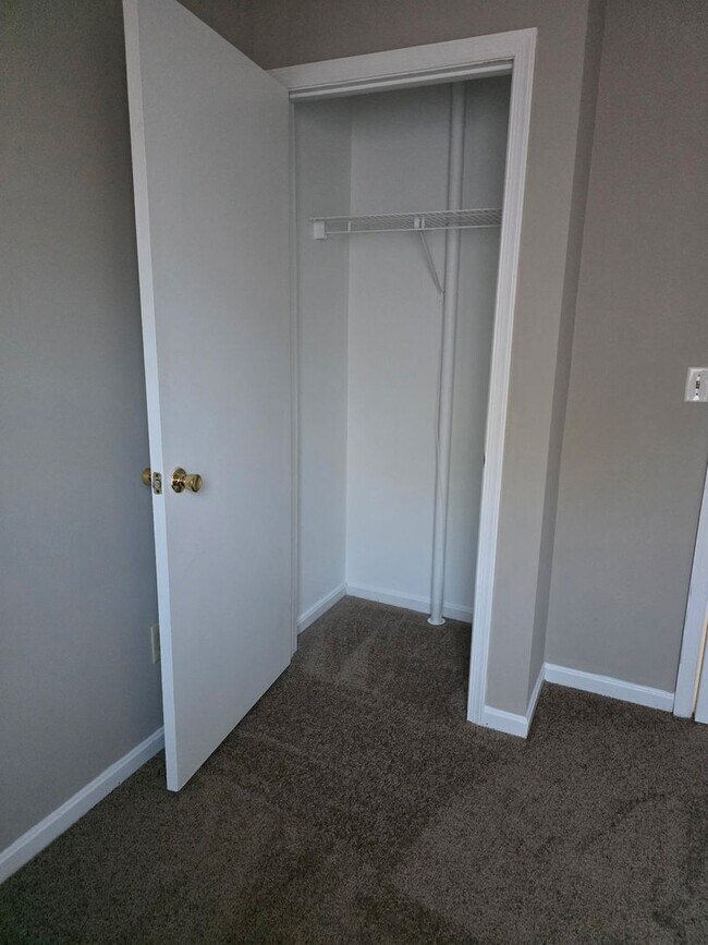 Building Photo - 3BR Townhome in Riverside Neighborhood of Belcamp!