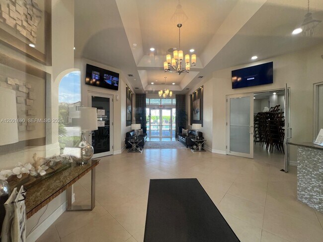 Building Photo - 8913 W 35th Way