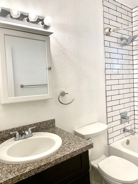 Building Photo - 17153 NE 3rd Ct