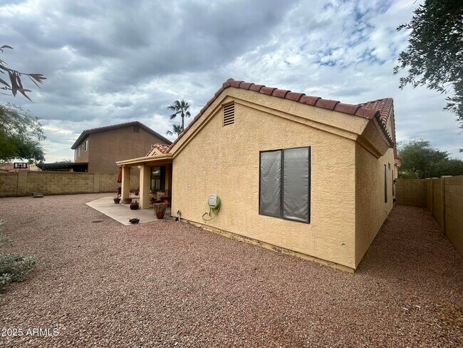 Building Photo - 3809 E Desert Flower Ln