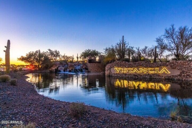 Building Photo - 12725 W Dale Ln