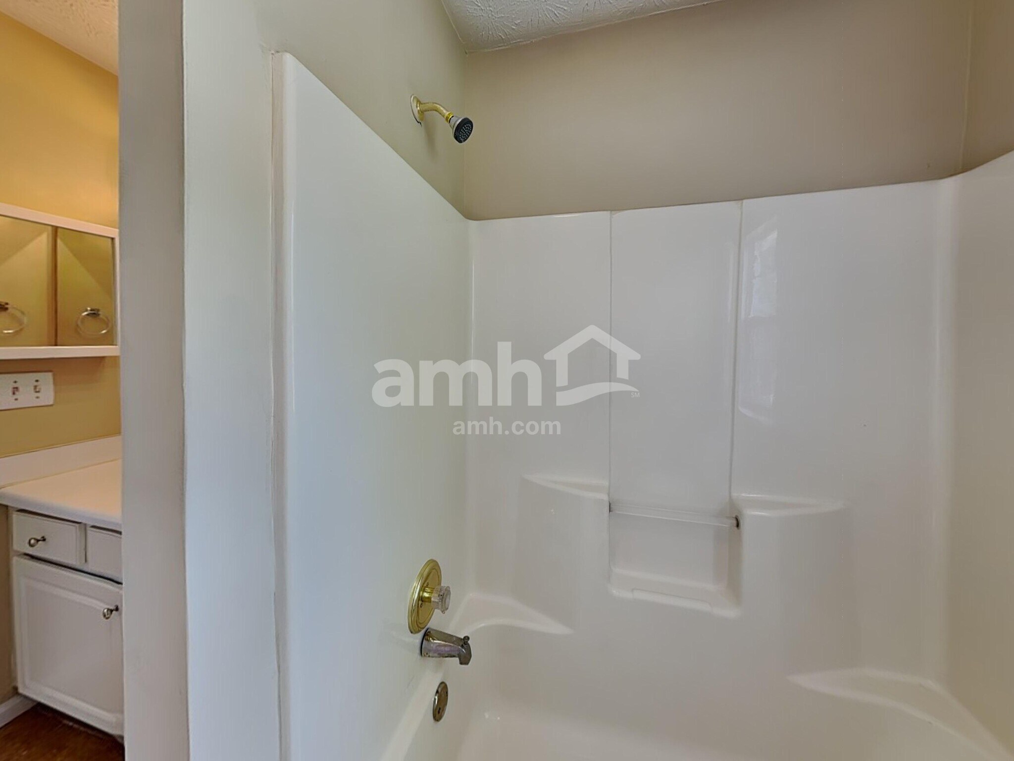 Building Photo - 1388 Glenover Way