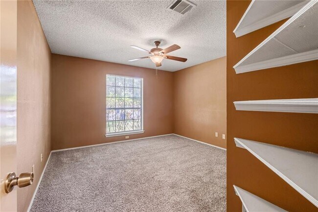 Building Photo - 2203 N Shields Dr