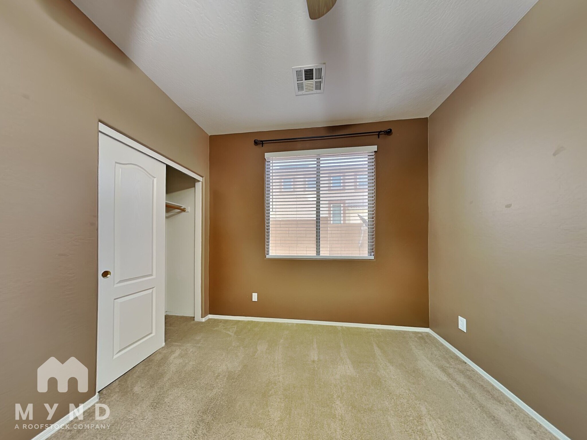 Building Photo - 2534 W Old Paint Trail