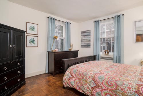 Building Photo - Delaware Park Apartments