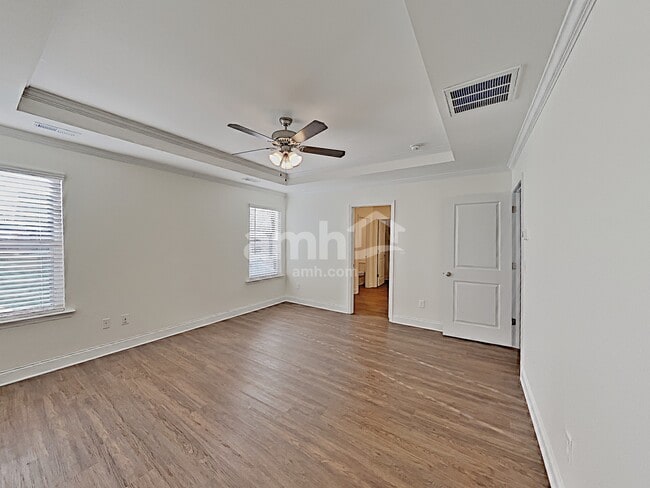 Building Photo - 2341 Cove Ct