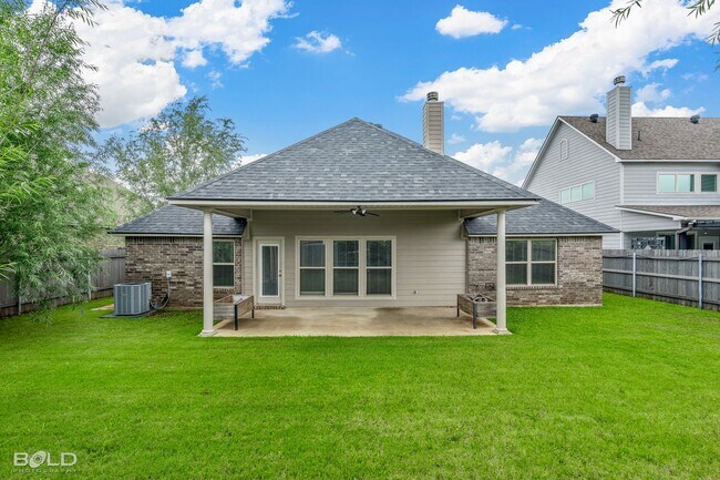 Building Photo - 619 Labarre Ln