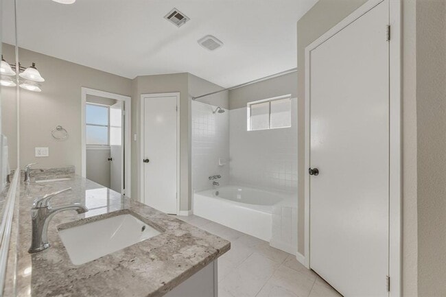 Building Photo - 4615 Sidereal Dr