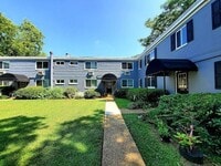 Building Photo - 3208 Ellwood Ave