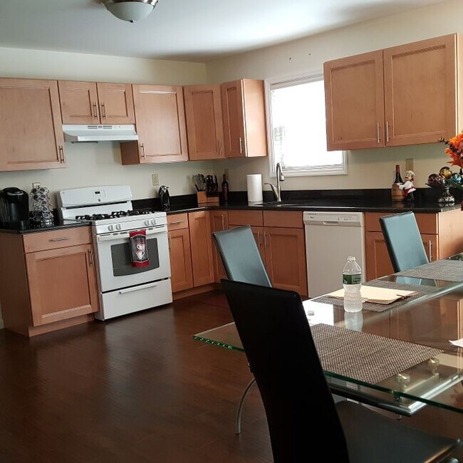 251 Old Post Rd 251 Old Post Rd Marlboro NY 12542 Apartment Finder