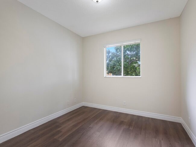 Building Photo - 4282 Berkshire Wharf Dr