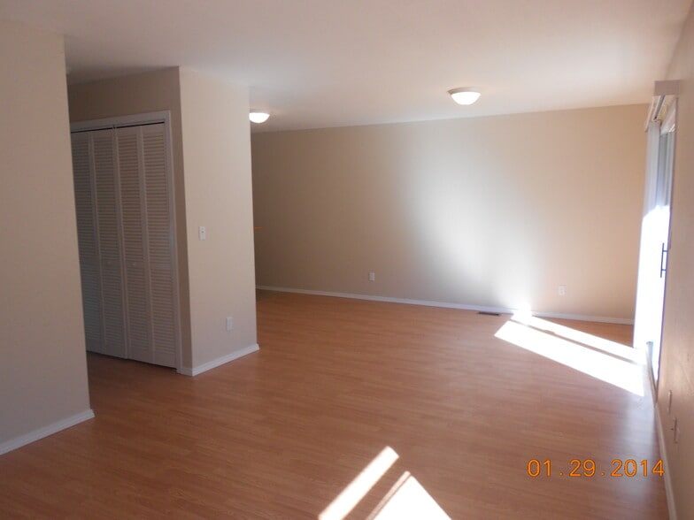 Building Photo - 2972 Maple Street Hollister MO