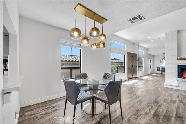 Building Photo - 2215 Molino Ave