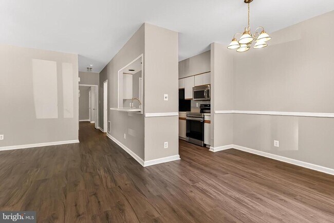 Building Photo - 12253 Fort Buffalo Cir