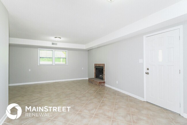 Building Photo - 273 Holmes Dr