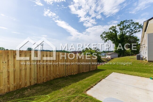Building Photo - 4131 Hudson Ct SW