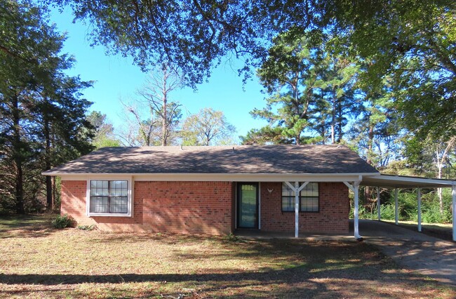 Primary Photo - Updated 2 Bedroom, 1 Bath House, Country L...