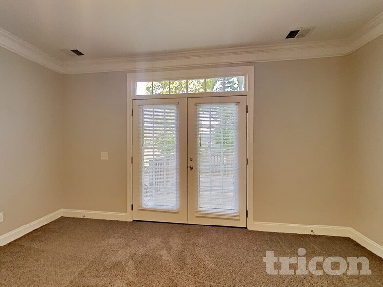 Building Photo - 167 Tanners Mill Rd