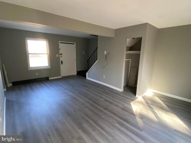 Building Photo - 14 Berkshire Rd