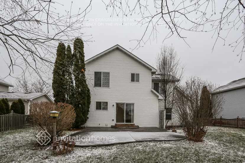 Building Photo - 1812 Harvest Ln