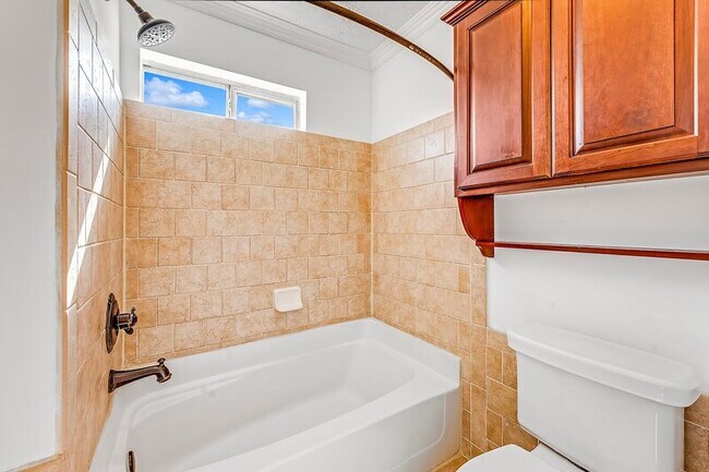 Building Photo - 6824 Forsythe Dr