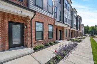 Building Photo - 119 Lyla Ln