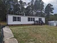 Building Photo - 624 Deer View